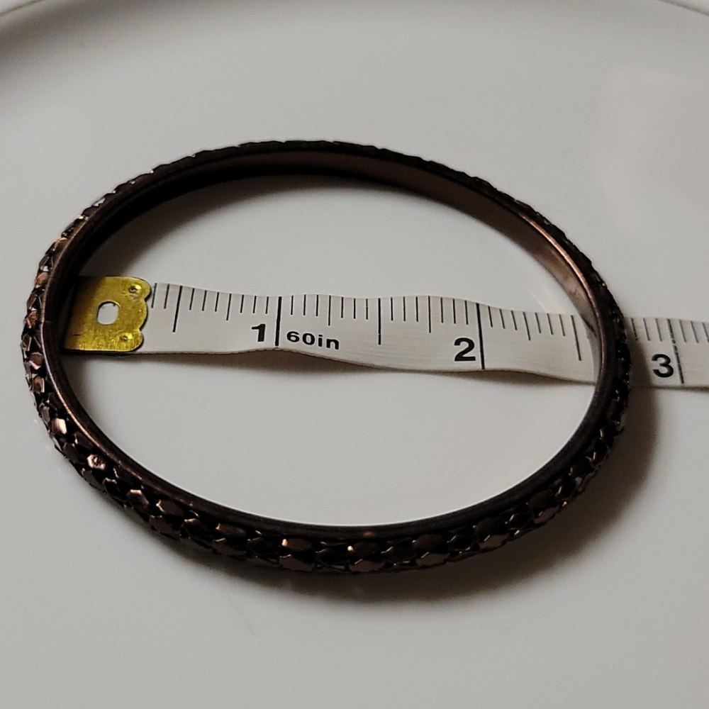 Bracelets - Picture 10 of 10